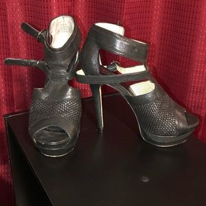 Velvet Angels Le Charlot Stiletto size 7 / 37